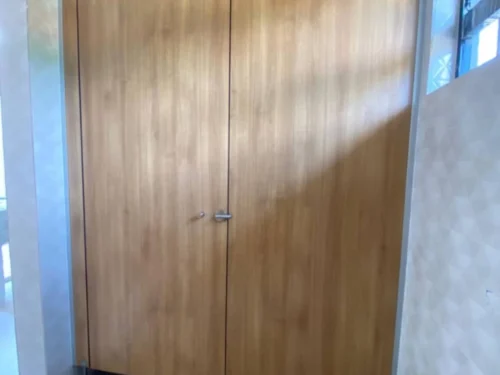 Toilet Cubicles System - toilet cubicle