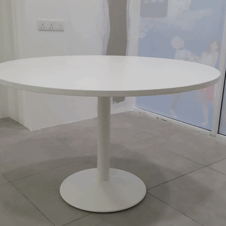 Discussion Table - round table DIS-M1001