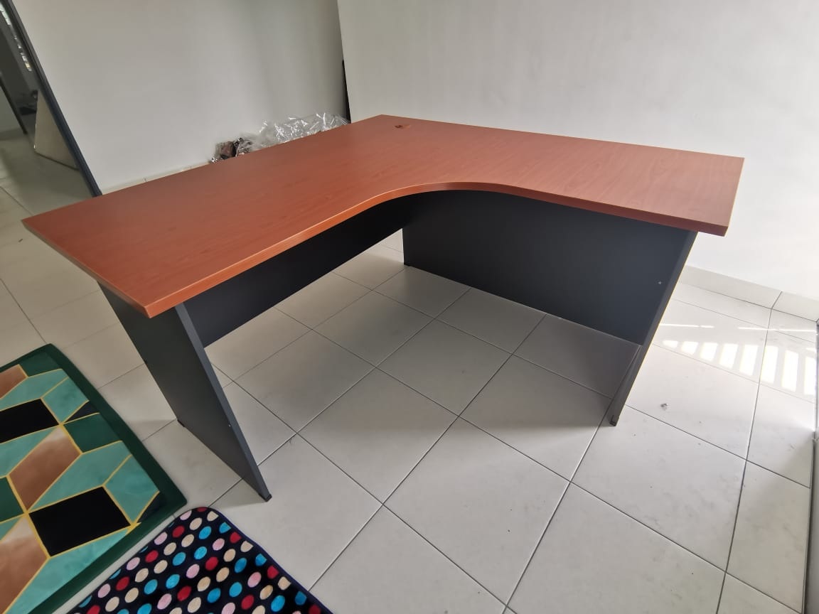 L Shape Office Table GL 552 GL 652 GL1515 GL 1815